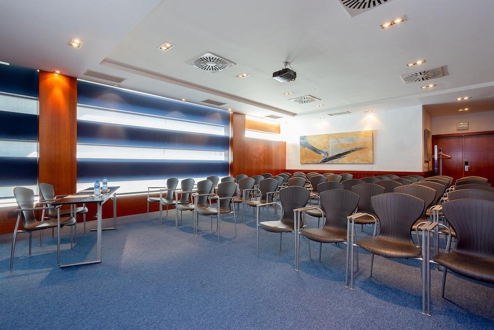 Eurostars I-Hotel Madrid Pozuelo de Alarcón Εξωτερικό φωτογραφία